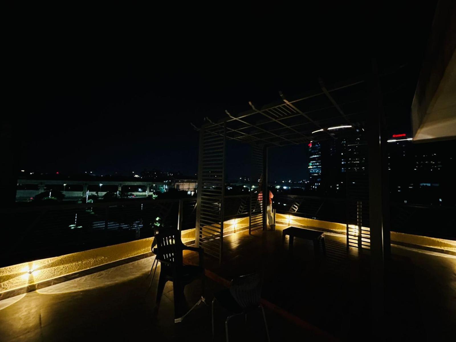 Vibe Communal Living 구르가온 외부 사진